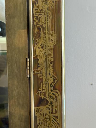  Mastercraft Pair of Acid Etched Brass Illuminated Etageres by Bernhard Rohne for Mastercraft