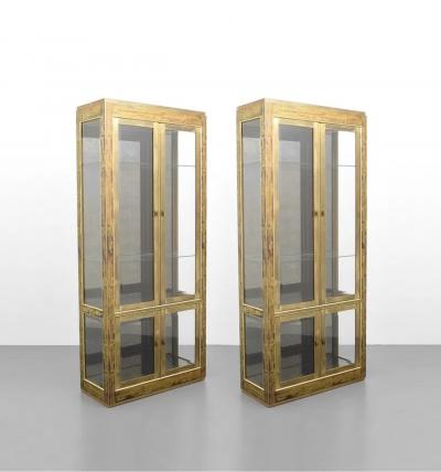  Mastercraft Pair of Acid Etched Brass Illuminated Etageres by Bernhard Rohne for Mastercraft
