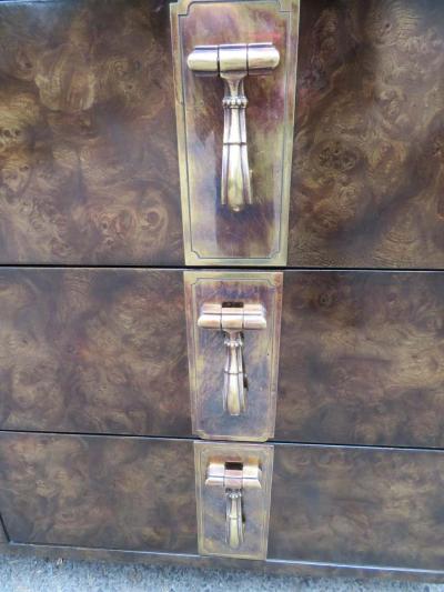  Mastercraft Wonderful Mastercraft Burled Walnut and Brass Credenza Hollywood Regency