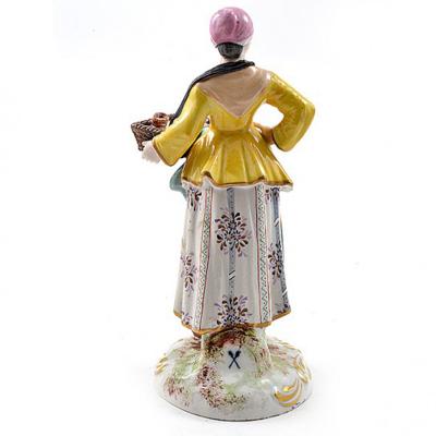  Meissen Meissen Porcelain Figurine Girl with a Basket of Baked Pretzels