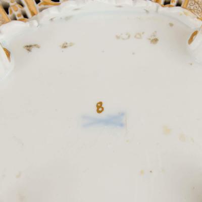  Meissen Porcelain Manufactory Antique German porcelain tureen with cover by Meissen