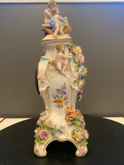  Meissen Porcelain Manufactory BEAUTIFUL MEISSEN CHERUB AND FLOWERS PORCELAIN CLOCK
