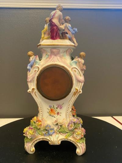  Meissen Porcelain Manufactory BEAUTIFUL MEISSEN CHERUB AND FLOWERS PORCELAIN CLOCK