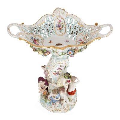  Meissen Porcelain Manufactory Large Meissen porcelain Rococo style centrepiece