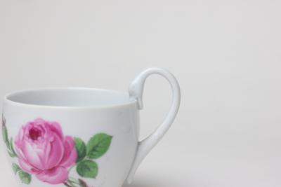  Meissen Porcelain Manufactory Meissen Swan Handle Demitasse Cup and Saucer in Rose Pattern 1950 Germany