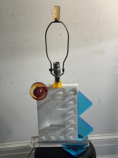  Memphis Design Memphis Group POST MODERN MEMPHIS DESIGN GROUP STYLE MULTI COLORED LUCITE LAMP