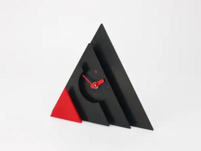  Memphis Milano Postmodern Pyramid Desk or Table Clock by Makiko Taniguchi Japan 1980s