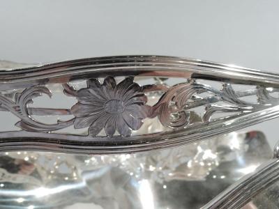  Meriden Britannia Company Large Antique American Edwardian Art Nouveau Sterling Silver Basket