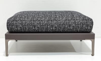  Minotti Minotti Patio Ottoman