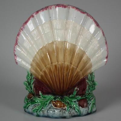 Minton Minton Majolica Shell Flower Holder