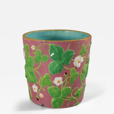  Minton Minton Majolica Strawberry Planter in Pink