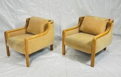  Monteverdi Young Pair of Mid Century Modern Lounge Chairs by Monteverdi Young Los Angeles 1977