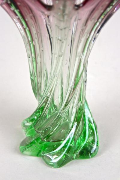  Murano Glass Sommerso 20th Century Sommerso Murano Glass Vase Pink Green Italy circa 1960 70