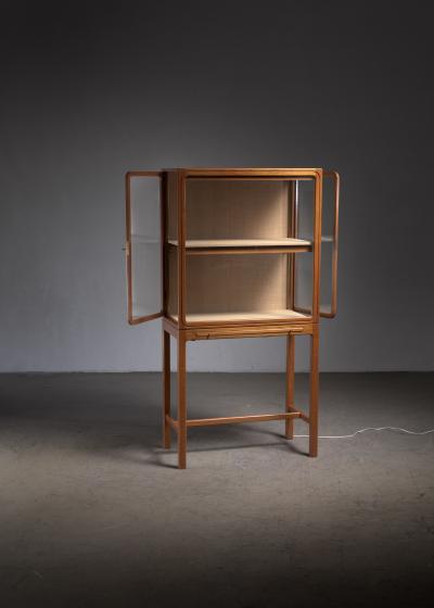  Nordiska Kompaniet Nordiska Kompaniet display cabinet