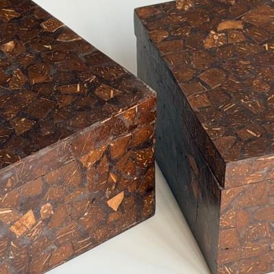  Oggetti Pair Oggetti Tessellated Coconut Shell Lidded Boxes 1990