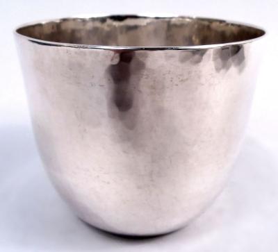  Old Newbury Crafters Set of 8 Cartier American Hand Hammered Sterling Silver Jefferson Cups