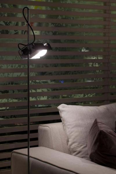  Oluce Joe Colombo Model 3319 Spider Floor Lamp in Black for Oluce