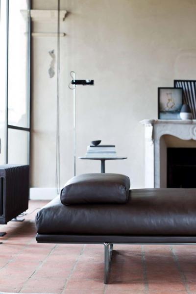  Oluce Joe Colombo Model 3319 Spider Floor Lamp in Black for Oluce