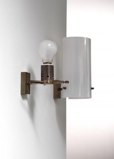  Oluce Pair of Oluce wall sconces