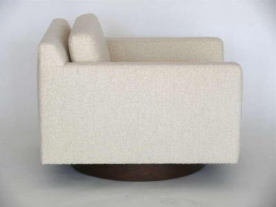  Orange Furniture Pair of Milo Baughman Style Swivel Chairs