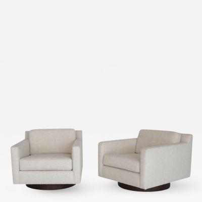  Orange Furniture Pair of Milo Baughman Style Swivel Chairs