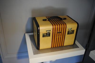  Oshkosh Trunks Luggage Inc Vintage Oshkosh The Chief luggage set