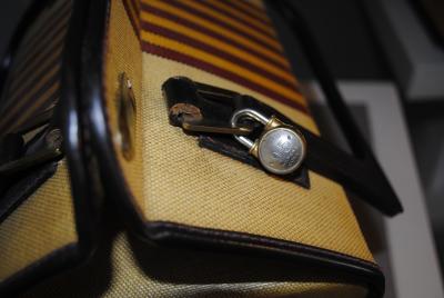  Oshkosh Trunks Luggage Inc Vintage Oshkosh The Chief luggage set