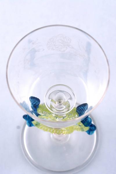  Oskar Rauter A Rare Ehrenfeld Acid Etched Floral Garland Wine Glass by Oskar Rauter 