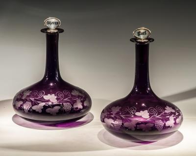  PORT SHERRY A FINE PAIR AMETHYST PORT SHERRY DECANTERS