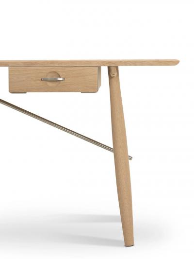  PP Mobler HANS WEGNER 74 ARCHITECTS DESK IN WHITE OAK