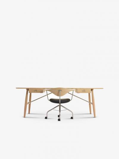  PP Mobler HANS WEGNER 74 ARCHITECTS DESK IN WHITE OAK