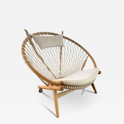  PP Mobler HANS WEGNER CIRCLE CHAIR WITH OAK FRAME