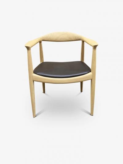  PP Mobler HANS WEGNER ROUND CHAIR THE CHAIR IN WHITE OAK
