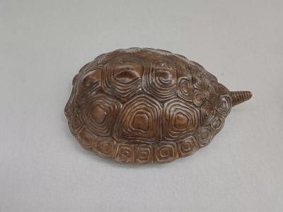  Palissy Ware Palissy Majolica 32 Palissy majolica small box 