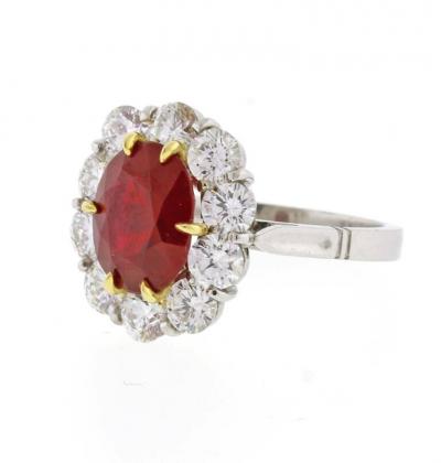 Pampillonia OVAL BURMA RUBY CLUSTER RING