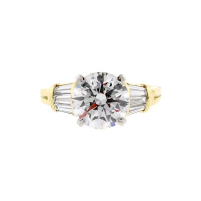  Pampillonia SOLITAIRE DIAMOND ENGAGEMENT RING WITH BAGUETTE ROLLS