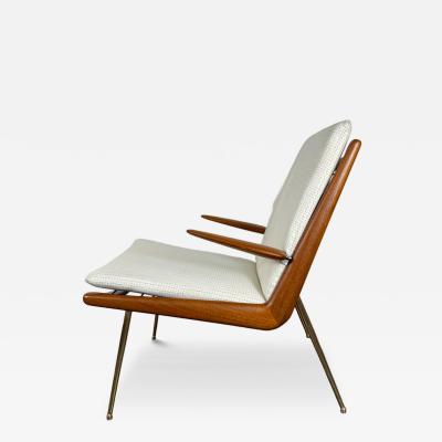  Peter Hvidt Orla M lgaard Nielsen Peter Hvidt and Orla Molgaard Nielsen Boomerang Chair Model FD 135
