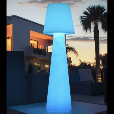  Pfeifer Studio Piscina Outdoor Floor Lamp