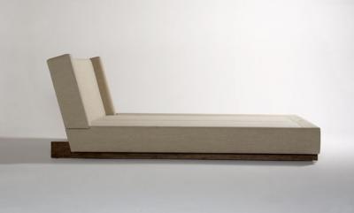  Phase Design Trax Bed