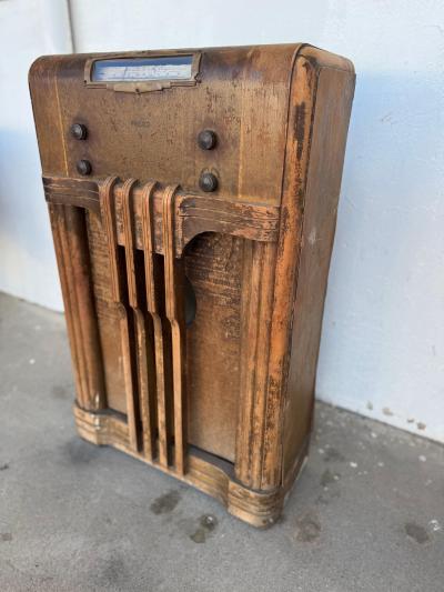  Philco Art Deco Philco Tube Radio