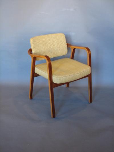  Philippe Neerman Chair by Philippe Neerman