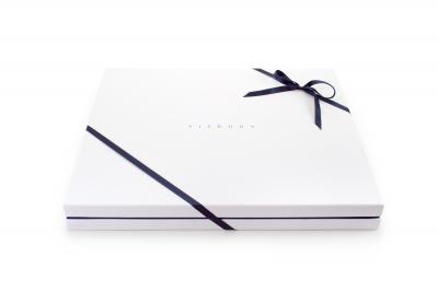  Pieruga Marble Set of plates in Azul Macaubas blue marble hand carved in Italy