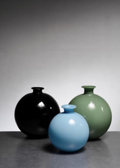 Pukeberg Set of 3 Harald Notini glass vases