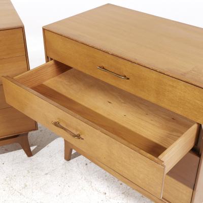 R Way Rway Rway Mid Century Chests Pair