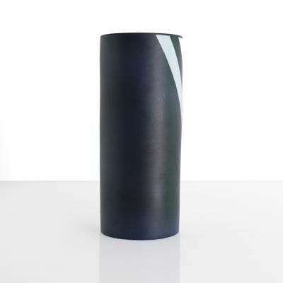  R rstrand Studio ROLF SINNEMARK HAND THROWN POST MODERN VASE RORSTRAND