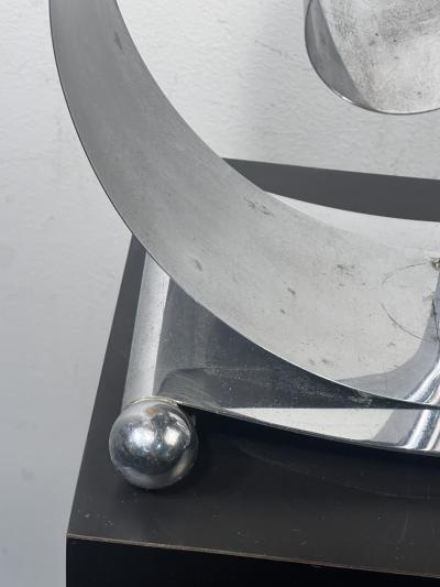  REVERE METALS COMPANY MODERNIST ART DECO CHROME AND RED BAKELITE MAGAZINE RACK BY REVERE