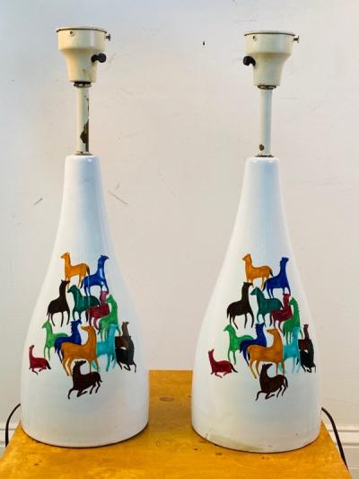  Raymor PAIR OF MID CENTURY CERAMIC LAMPS WITH COLORFUL HORSES BY RAYMOR