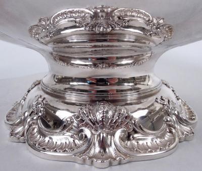  Reed Barton Reed Barton American Victorian Classical Punchbowl on Plateau