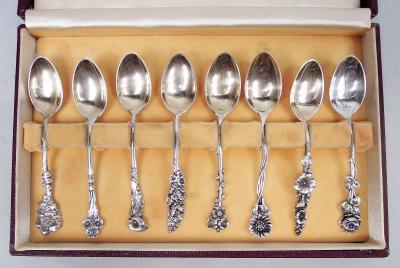  Reed Barton Set of 8 Reed Barton Harlequin Sterling Silver Demitasse Spoons