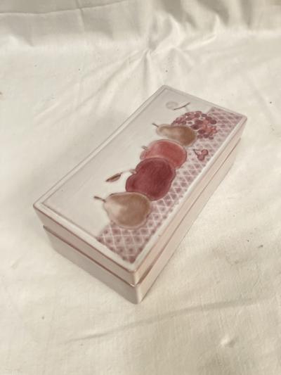  Robert Jean Cloutier 1970s Studio pottery ceramic boxe by Cloutier brothers